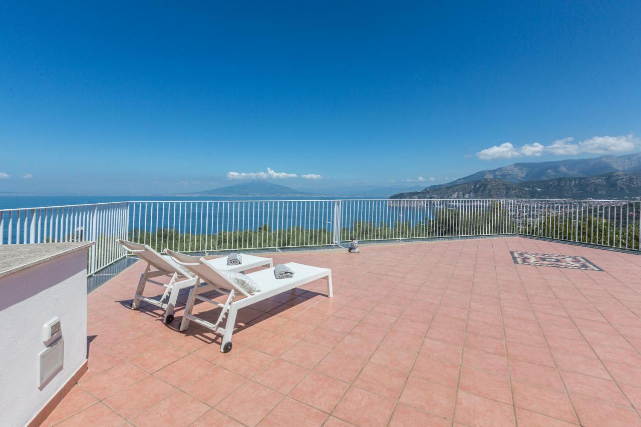 La Terrazza Sul Golfo Vila Sorrento Exterior foto