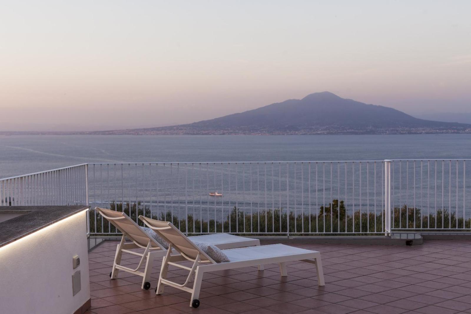 La Terrazza Sul Golfo Vila Sorrento Exterior foto