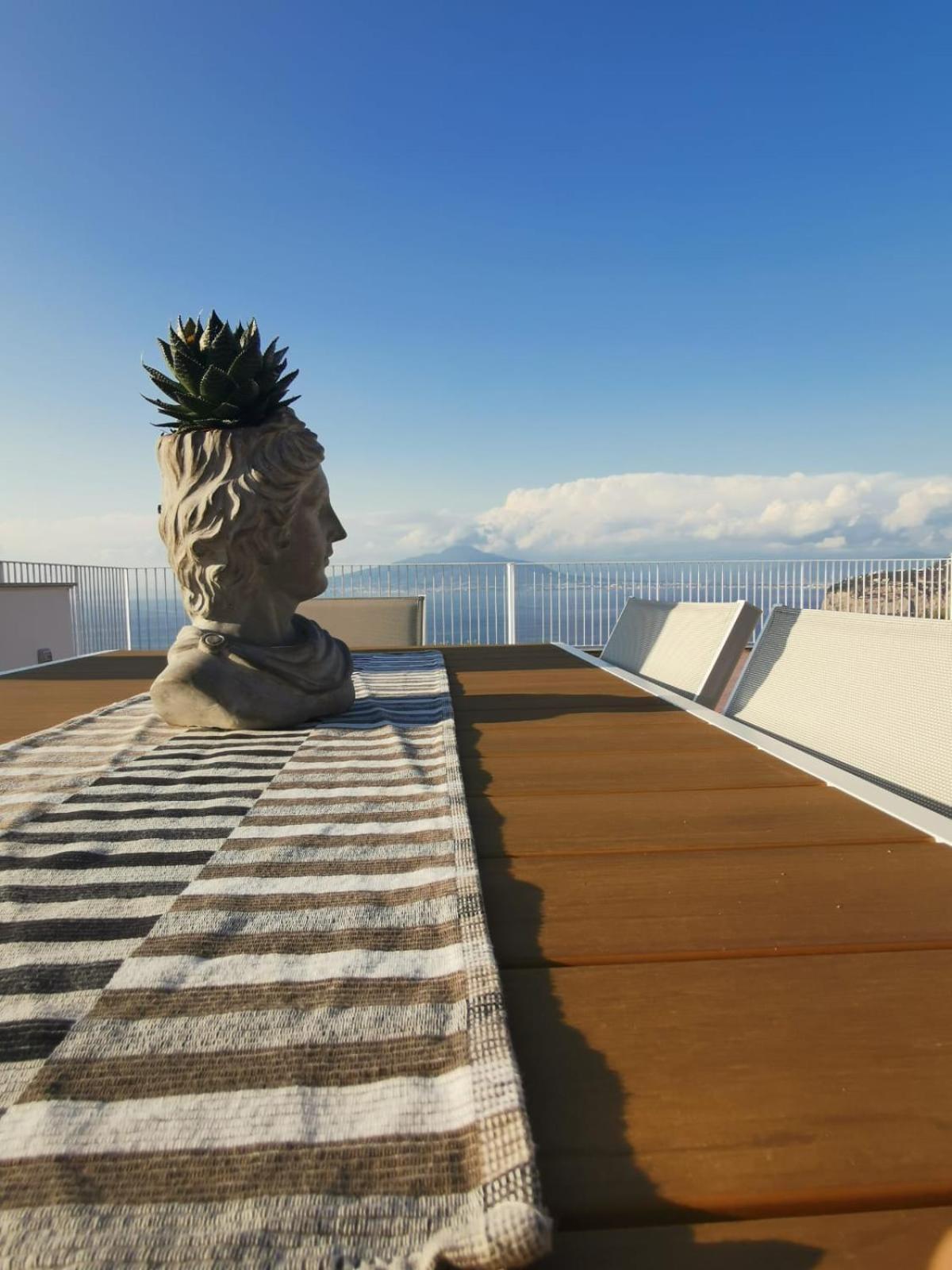 La Terrazza Sul Golfo Vila Sorrento Exterior foto